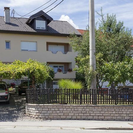 Iris Room & Apartment Slunj Exterior photo