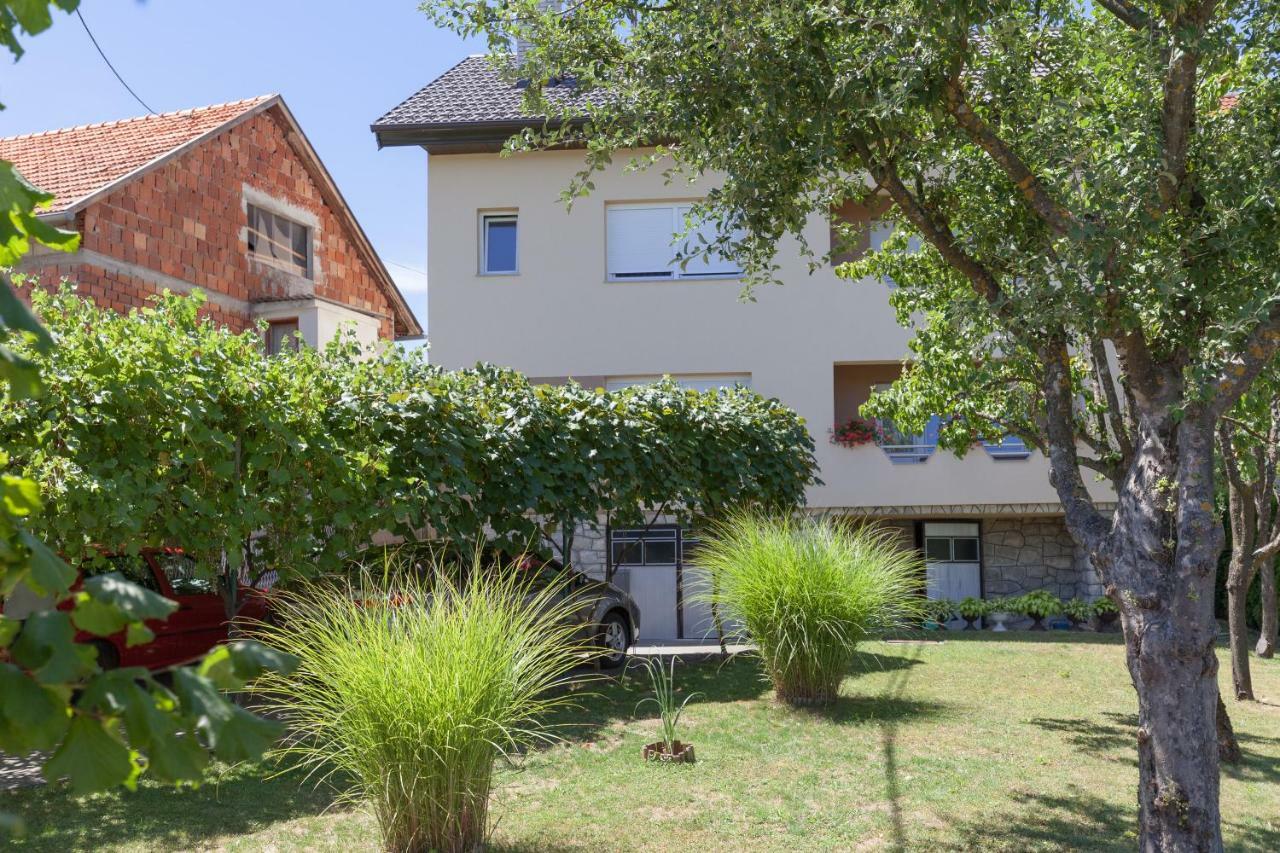 Iris Room & Apartment Slunj Exterior photo